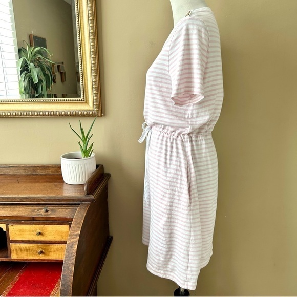 Draper James Tie Waist T-Shirt Dress in Light Pink Mariner Stripe Size Medium - Picture 9 of 16
